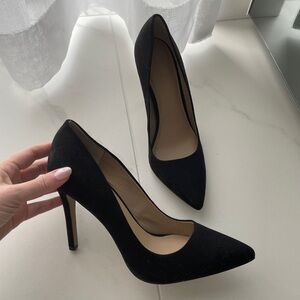 Saks Fifth Avenue perfect black suede pump size 7.5